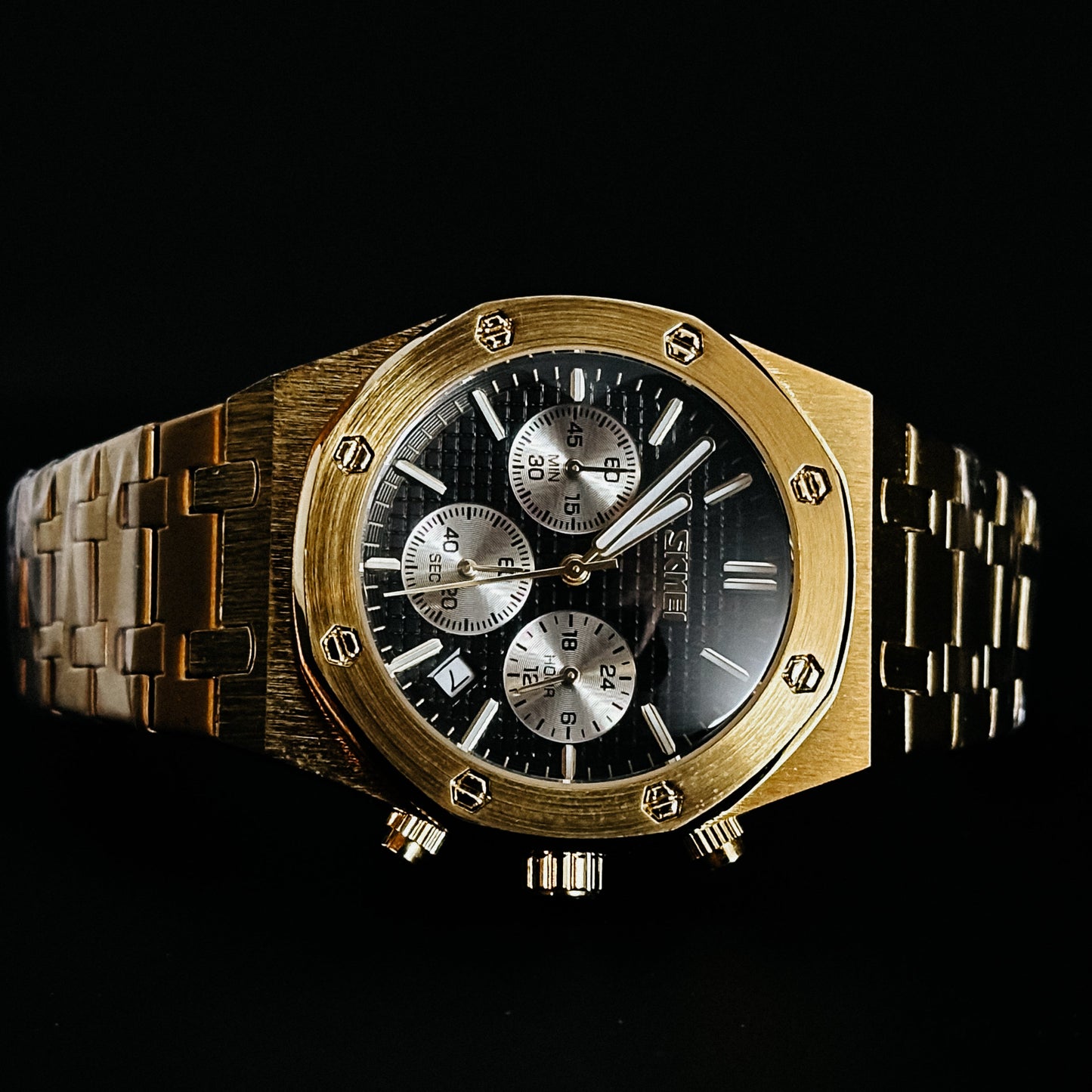 RELOJ SKMEI DORADO M01